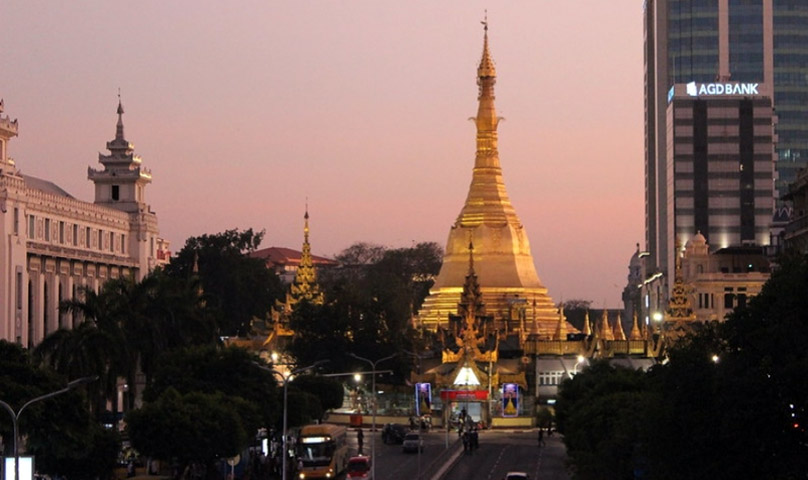 ヤンゴンの街並み