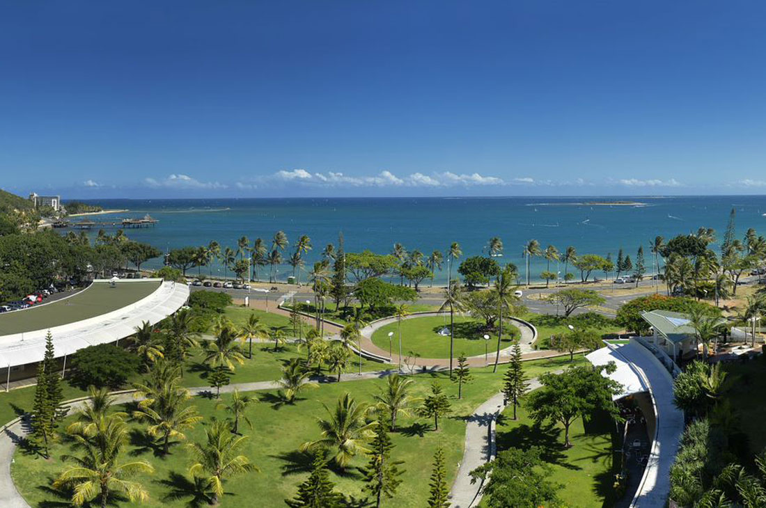 アンスバタ湾を見渡す絶景