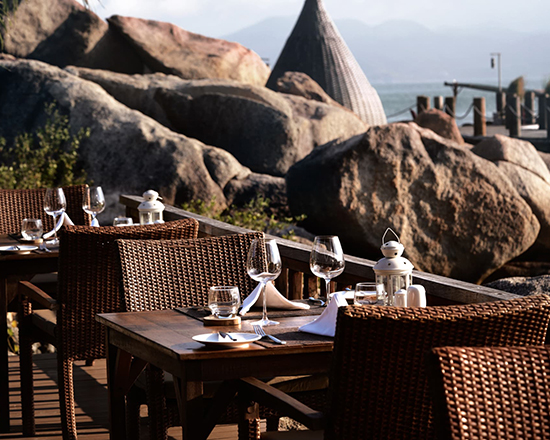 ラリア ニンヴァンベイ